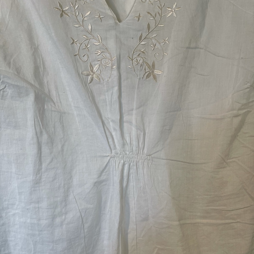 NWT- ANA - Cool White V-Neck Top Size - 2X - Picture 3 of 8